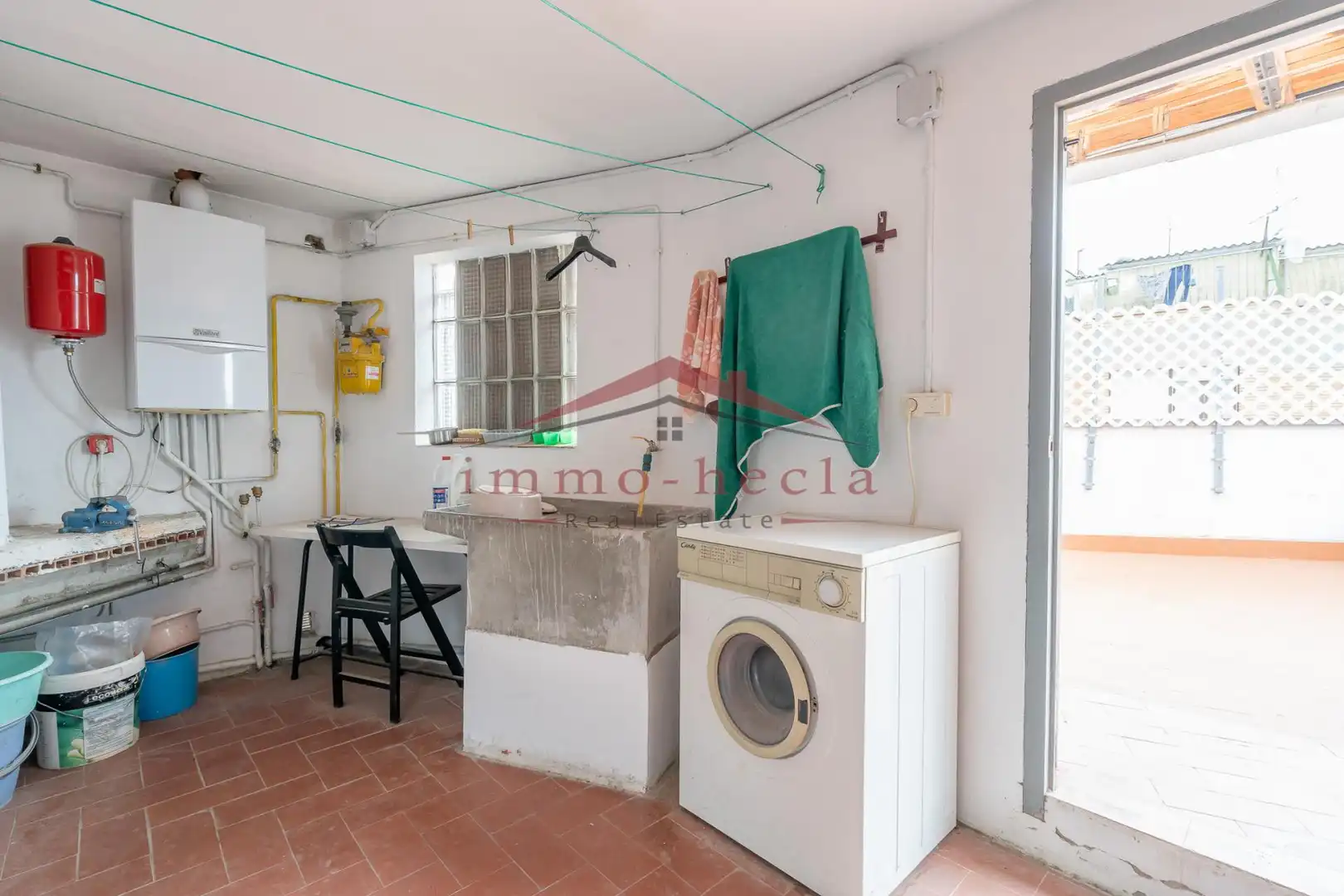 Küche von Einfamilien-Reihenhaus zum Verkauf in Vilanova del Camí mit Heizung, Terrasse und Abstellraum