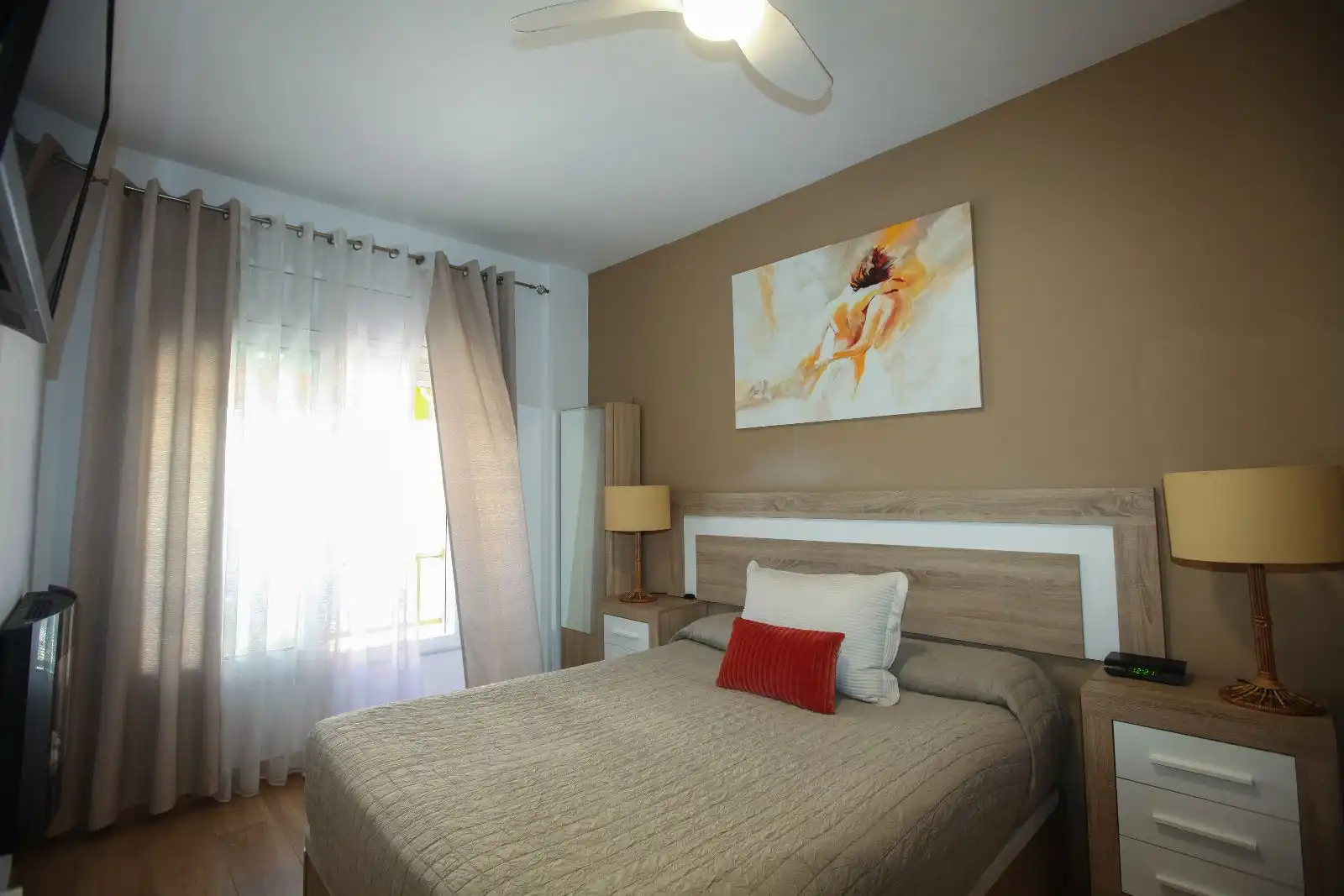 Appartement avec ascenseur à vendre à Bages, imagen 3