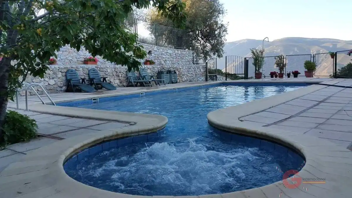 Finca rústica en venta en Lanjarón