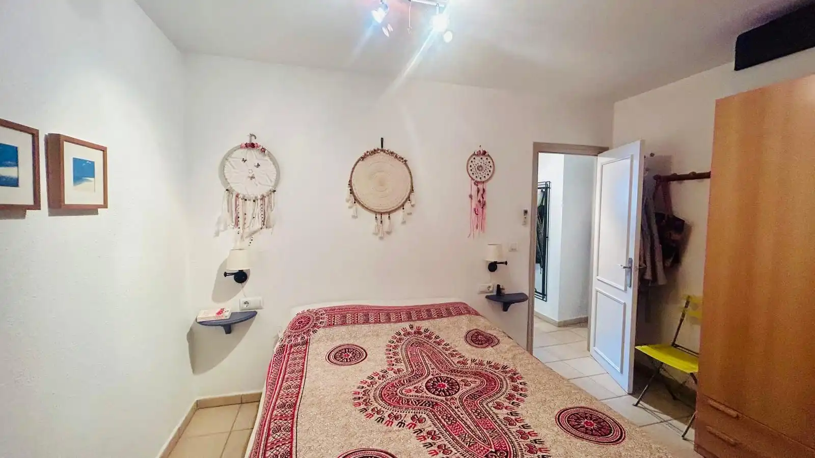 Habitación de Apartamento en venta en Empuriabrava con Aire acondicionado, Terraza y Piscina comunitaria