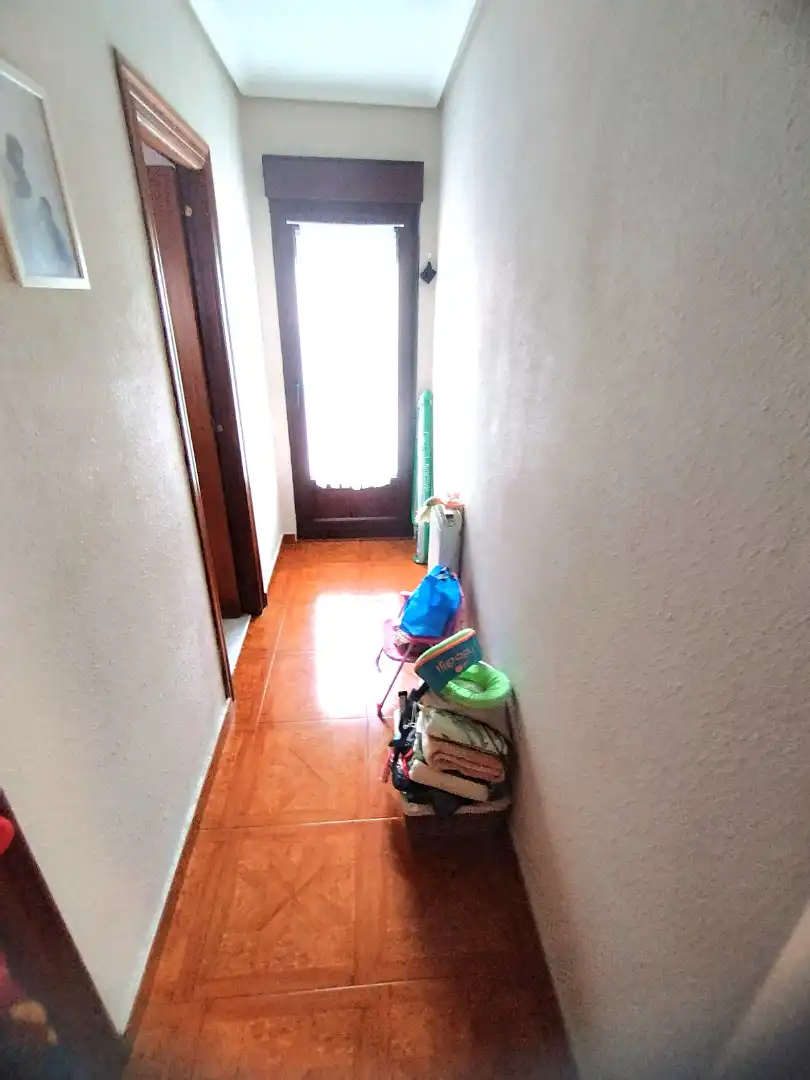 Casa adosada en venda en Castro-Urdiales amb Calefacció, Terrassa i Traster
