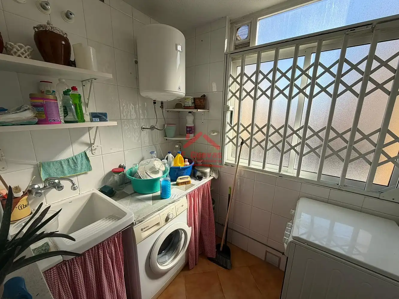 Cuina de Apartament en venda en Vélez-Málaga amb Jardí privat, Terrassa i Traster