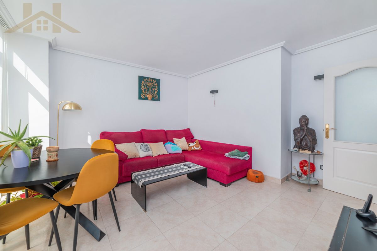 Living room of Flat for sale in Colmenar Viejo  with Air Conditioner, Heating and Parquet flooring