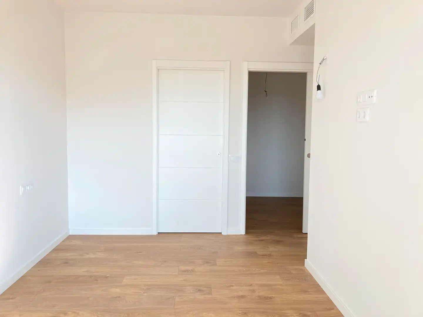 Piso de alquiler en Sant Adrià de Besòs con Calefacción, Parquet y Terraza