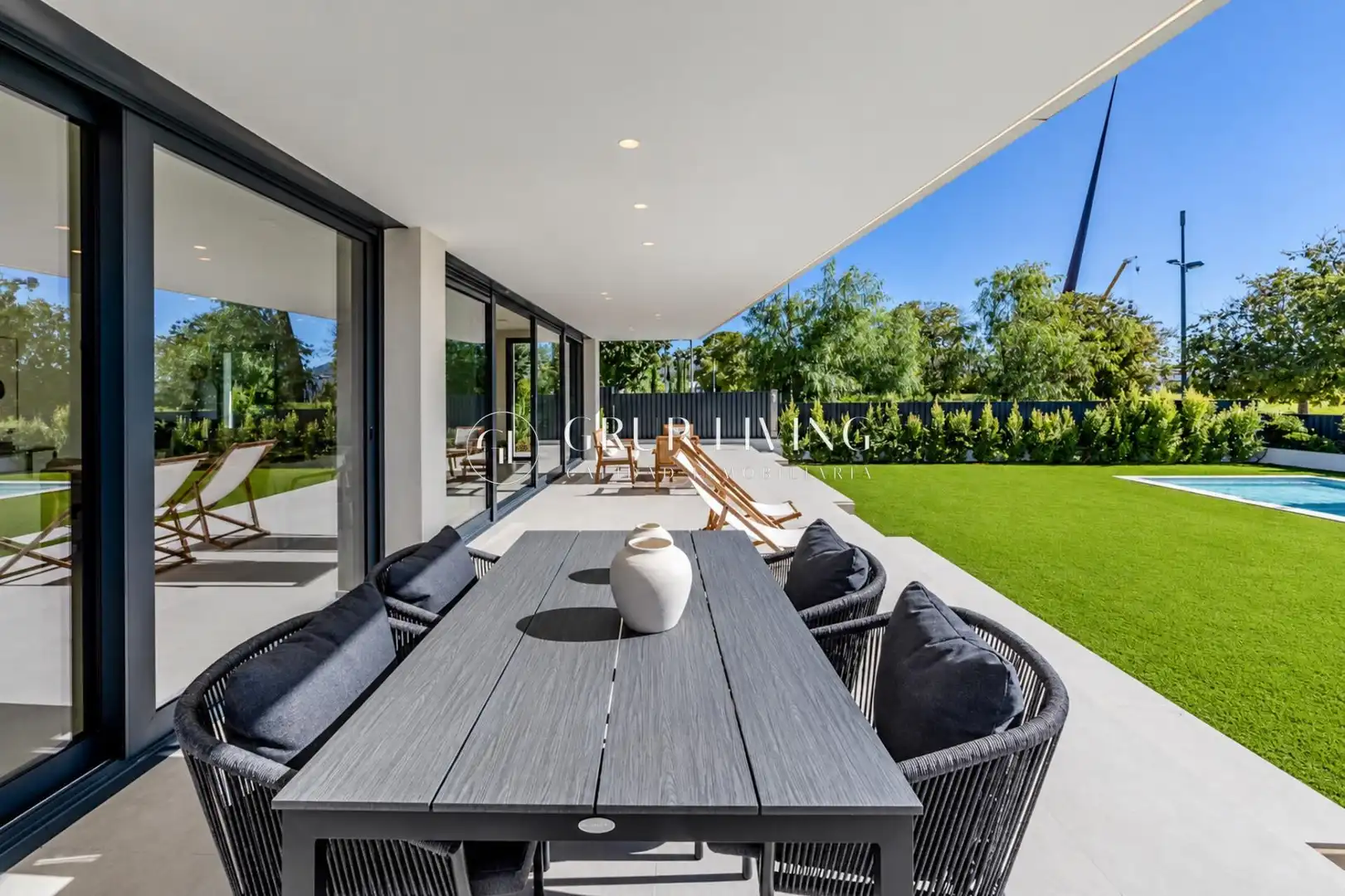 Casa con piscina en venta en Carrer Pepe de Garraf, imagen 6