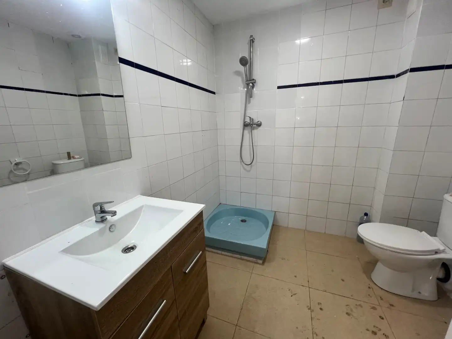 Badezimmer von Fabrikhallen zum Verkauf in Tarragona mit Alarm