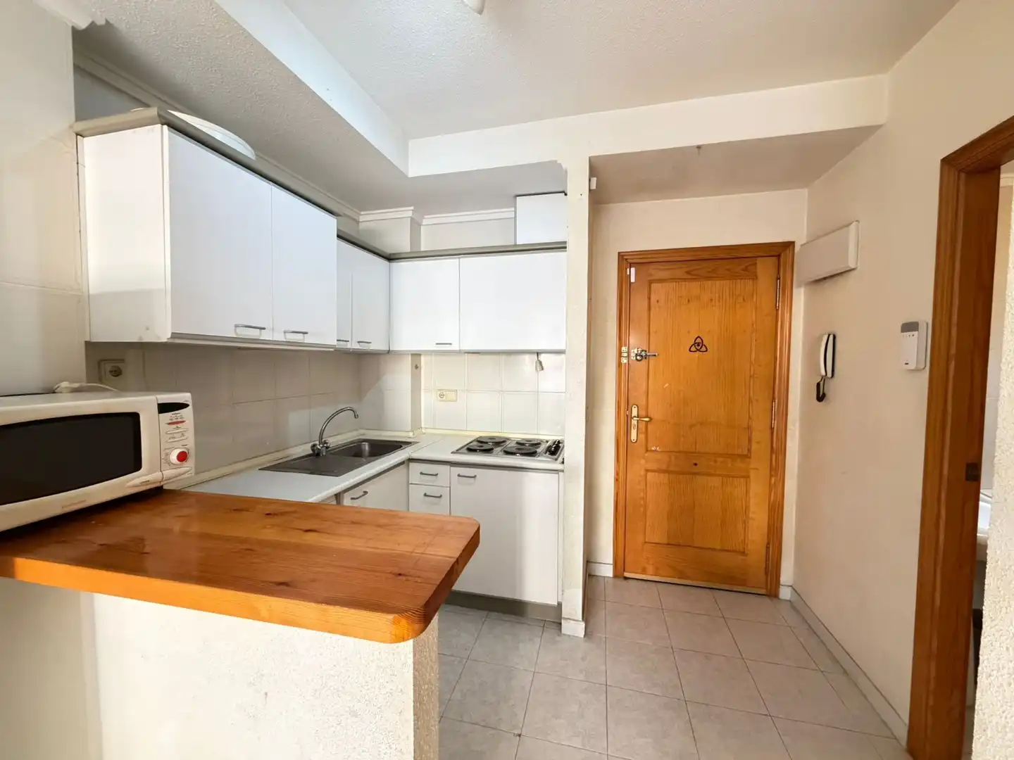 Kitchen of Flat for sale in Torrevieja  with Terrace, Furnished and Washing machine