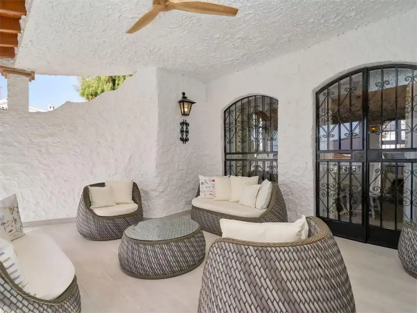 Terrasse von Country house zur Miete in Nerja mit Klimaanlage und Schwimmbad