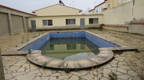 TERRENO URBANO  CON PISCINA A LA VENTA EN AGULLENT