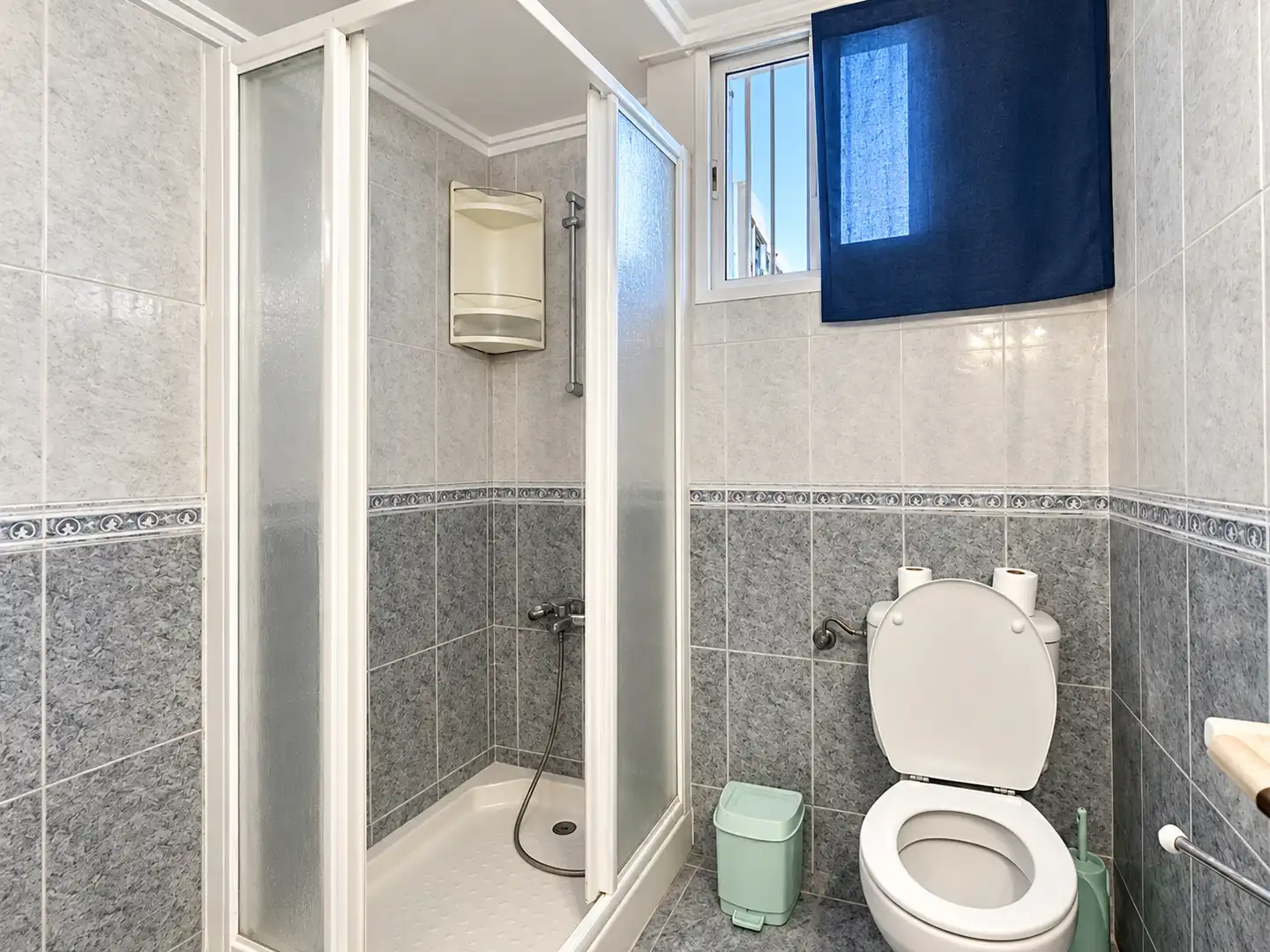 Bathroom of Flat for sale in Sagunto / Sagunt  with Terrace, Furnished and Oven