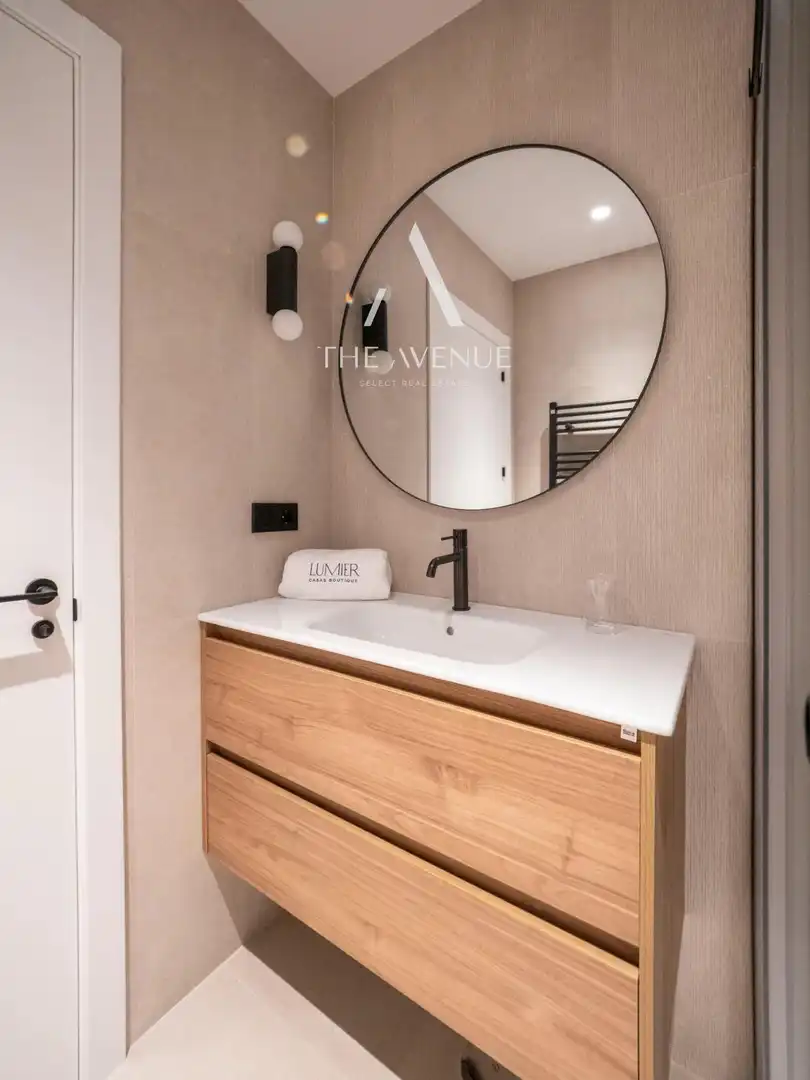 Baño de Piso en venta en Madrid con Aire acondicionado, Calefacción y Amueblado