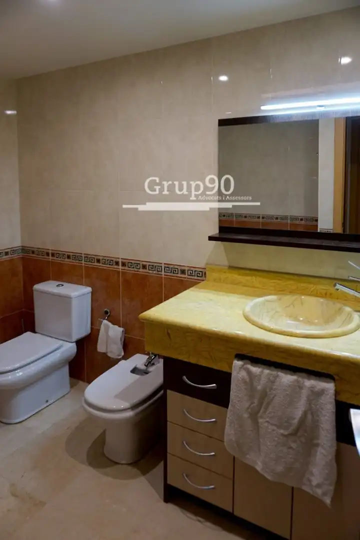 Baño de Ático en venta en Alguaire con Aire acondicionado, Calefacción y Terraza