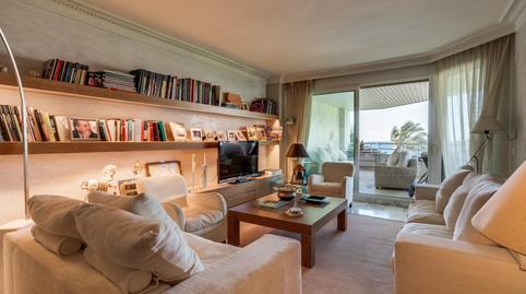 Foto 2 de Apartament en venda a Puente Romano, Málaga