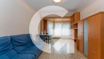 Living room of Flat for sale in Cornellà de Llobregat  with Oven