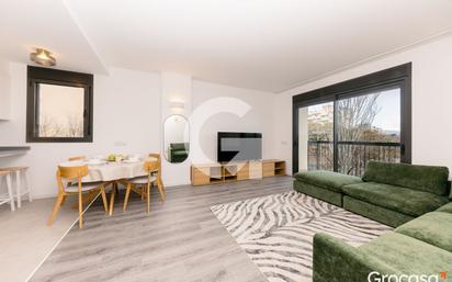 Living room of Flat to rent in Sant Adrià de Besòs  with Air Conditioner, Heating and Furnished