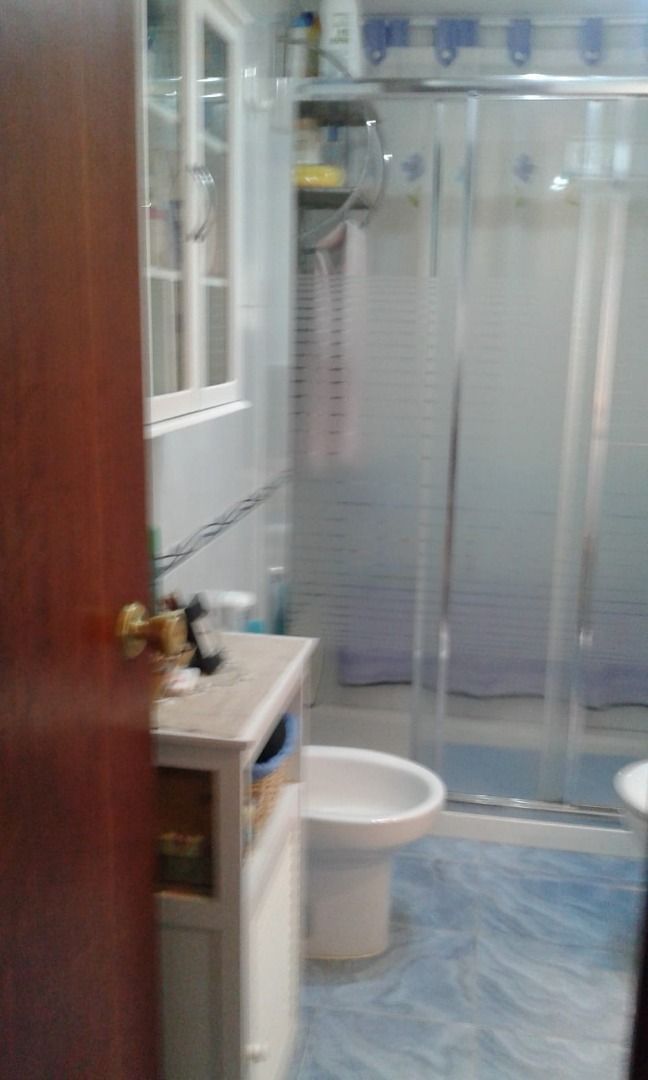 Bany de Pis en venda en Burela amb Traster