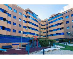 Exterior view of Flat for sale in Valdemoro  with Heating and Community pool