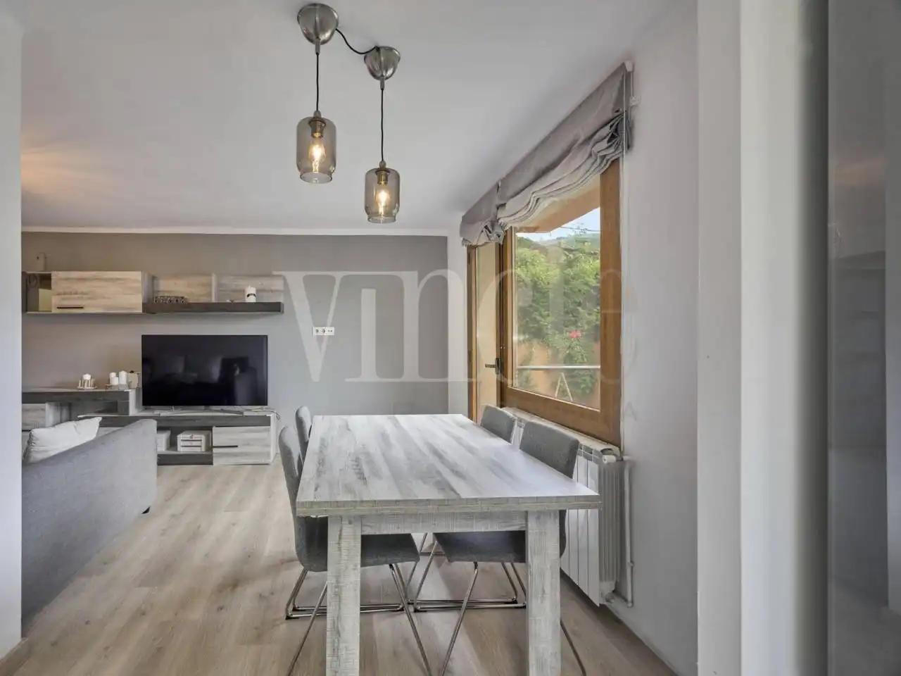 Menjador de Casa o xalet en venda en Fontanals de Cerdanya amb Calefacció, Jardí privat i Parquet