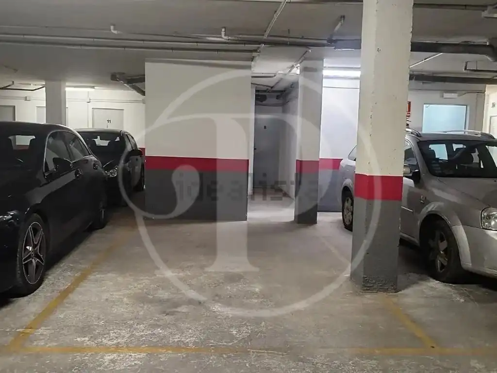 Parking of Flat for sale in Montserrat  with Air Conditioner, Heating and Terrace