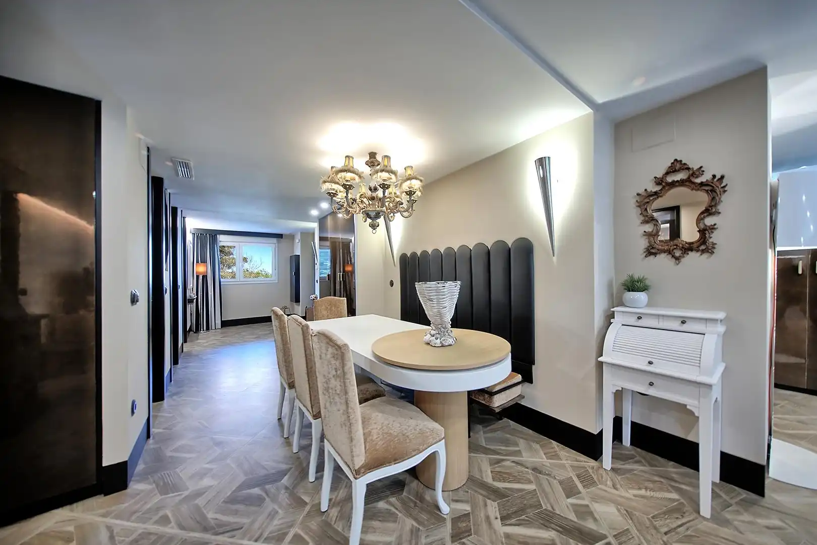 Dining room of Ground floor for sale in Valencia  with Air Conditioner, Heating and Alarm