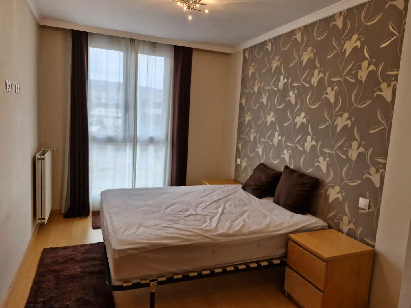 Schlafzimmer von Wohnung zur Miete in Leioa mit Heizung, Parkett und Möbliert