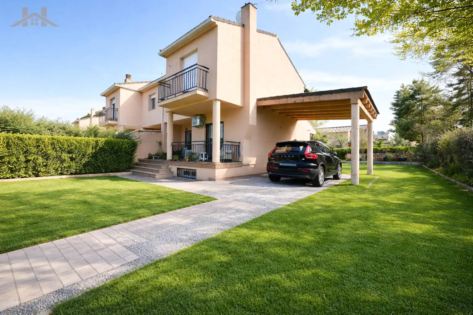 Exterior view of Detached homes for sale in Villanueva de la Cañada  with Private garden