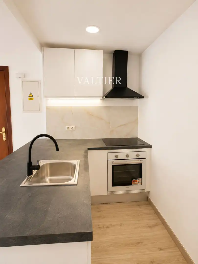 Cocina de Piso de alquiler en Valencia con Aire acondicionado y Terraza
