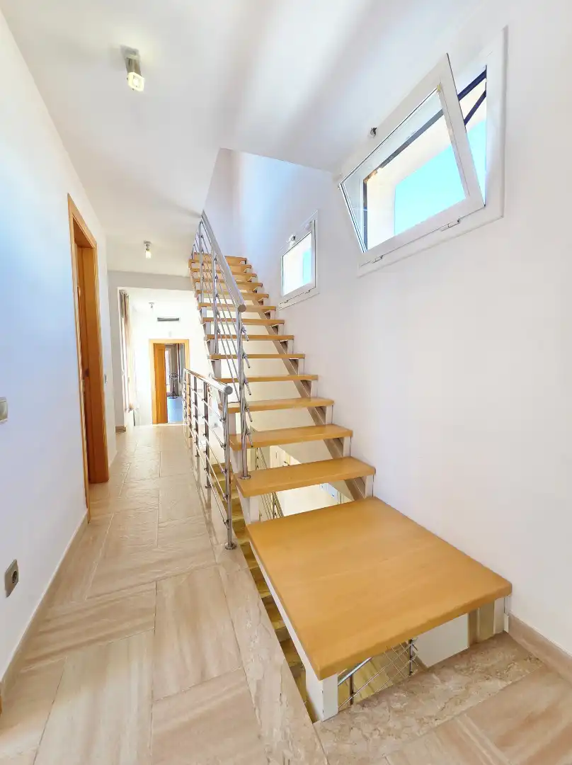 Casa o chalet en venta en Cerdanyola del Vallès con Aire acondicionado, Calefacción y Jardín privado