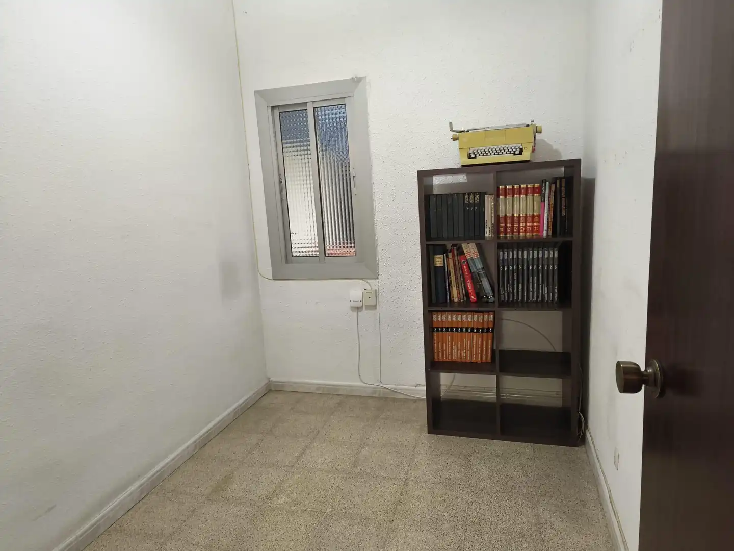 Schlafzimmer von Erdgeschoss zum Verkauf in Barcelona