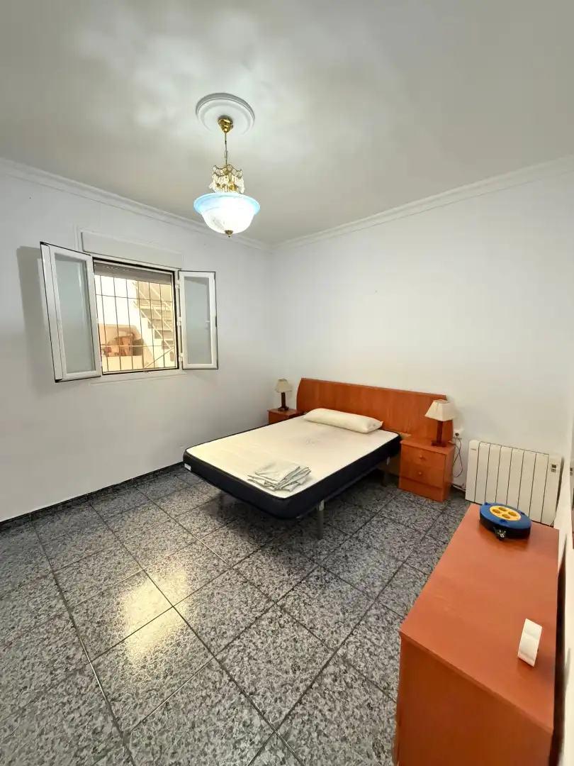 Haus oder Chalet zur Miete in Calle Jaime Balmes, 24, PAU 2-600