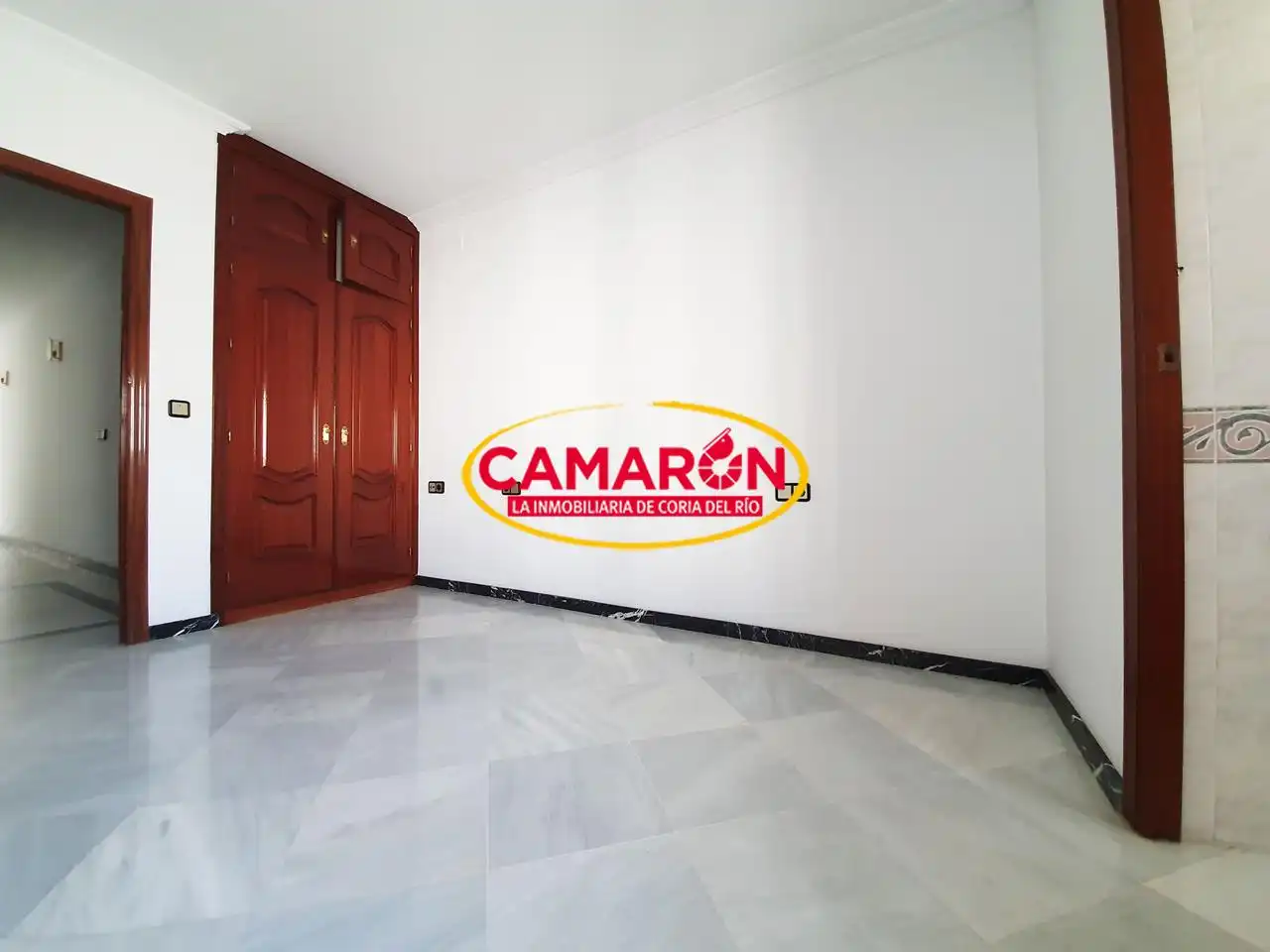 Habitación de Piso en venta en Coria del Río