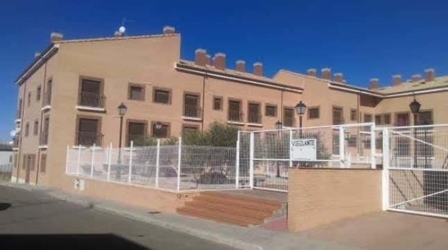 Exterior view of Flat for sale in Alameda de la Sagra  with Heating, Private garden and Storage room