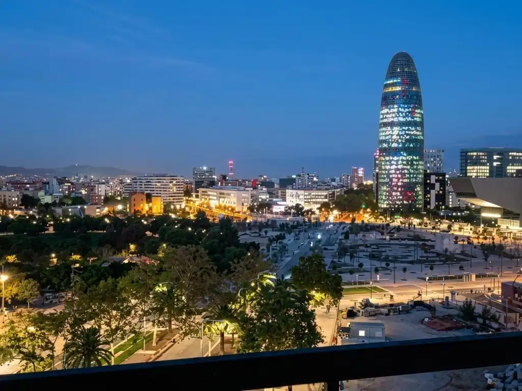 Vista exterior de Ático en venta en  Barcelona Capital con Aire acondicionado, Terraza y Balcón