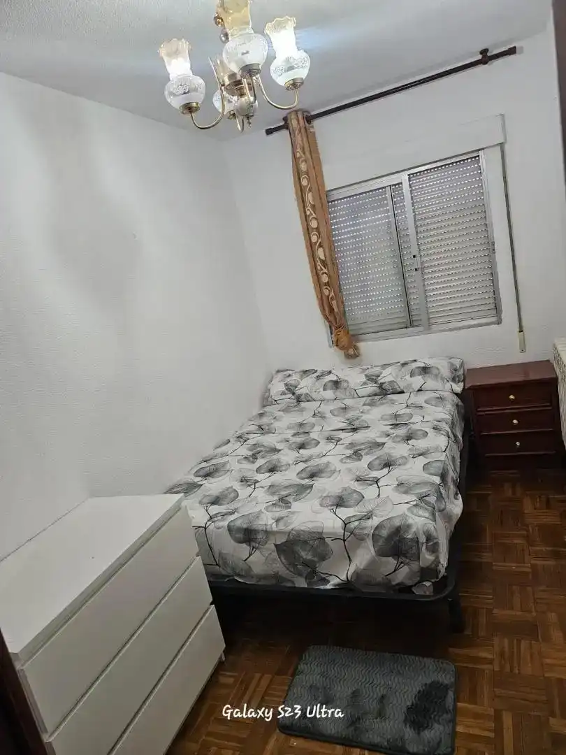Bedroom of Flat for rent in Puente de Vallecas