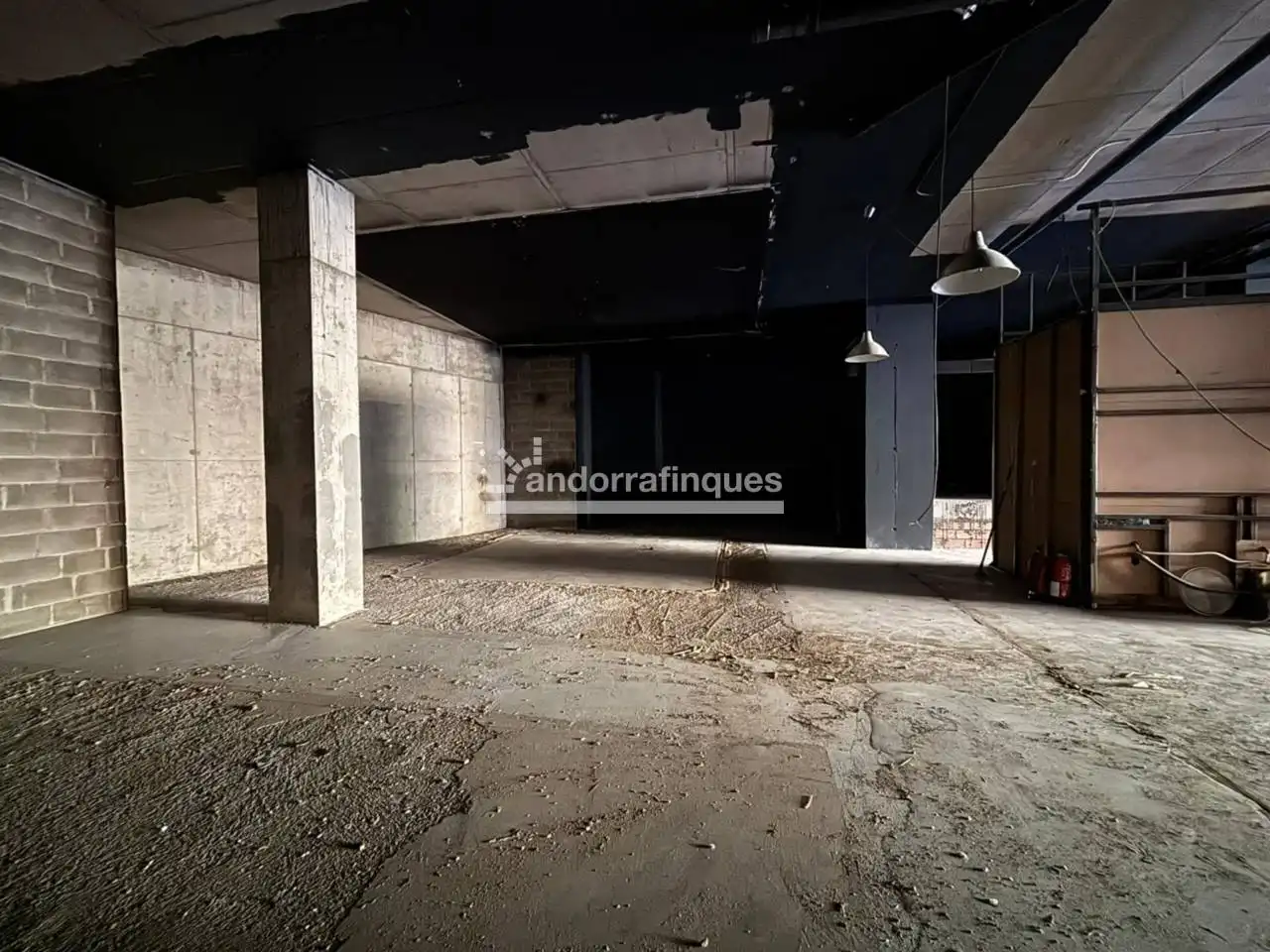 Business premises for sale in Calle Avinguda Esteve albert- IlaI-IX-B local B2, imagen 4
