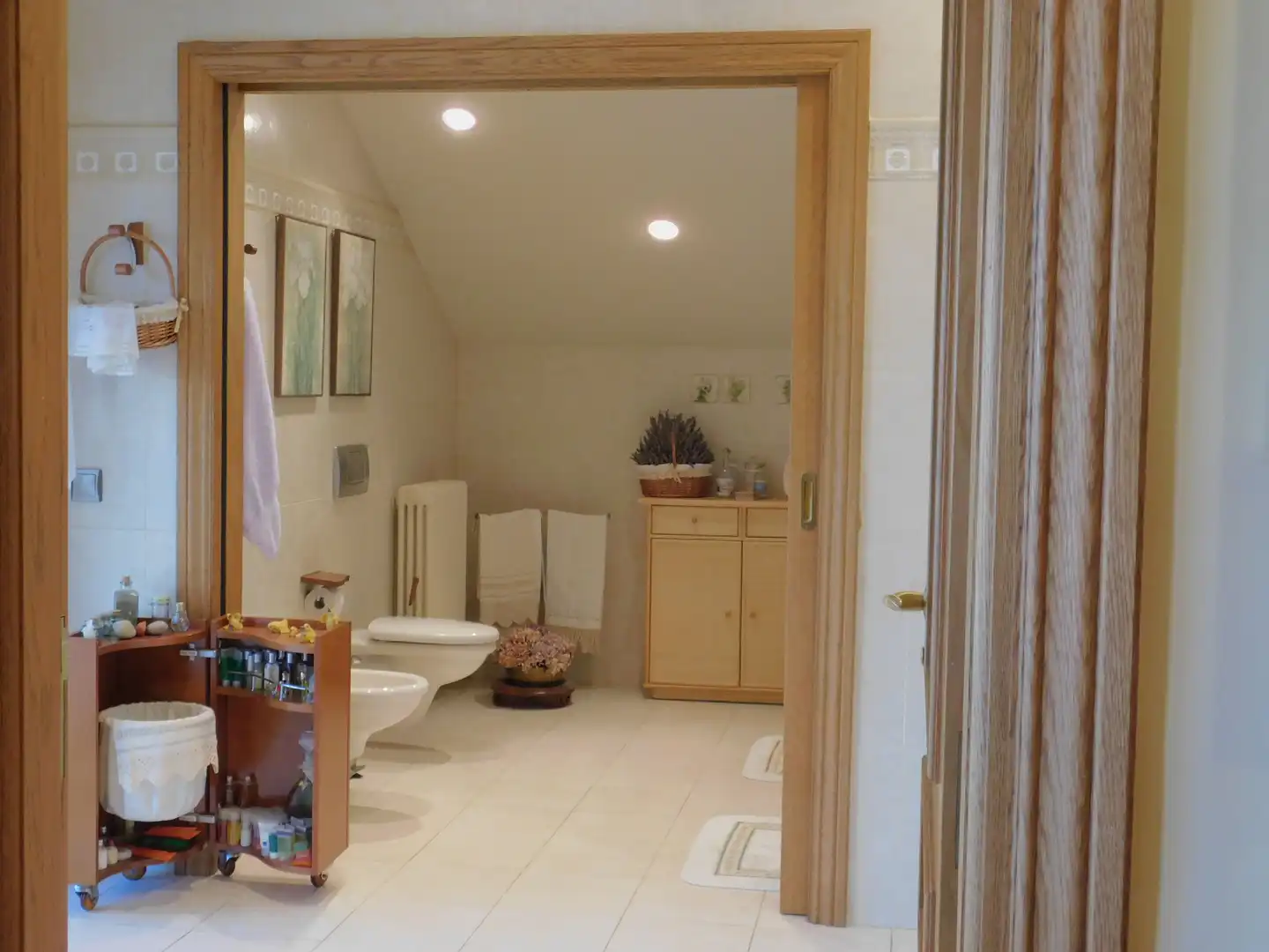 Baño de Casa o chalet en venta en Zizur Mayor / Zizur Nagusia con Calefacción, Jardín privado y Terraza