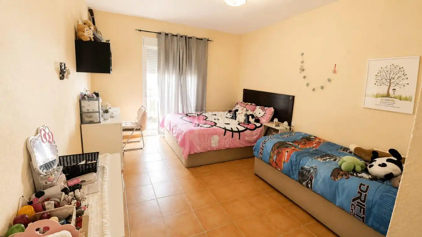 Schlafzimmer von Einfamilien-Reihenhaus zum Verkauf in Marbella mit Terrasse