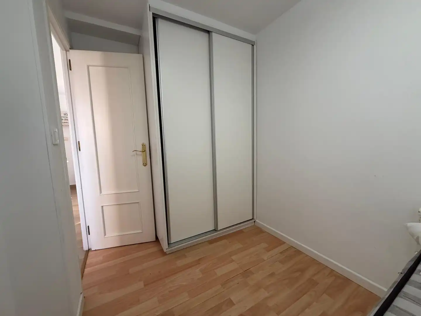 Habitación de Apartamento en venta en Estepona con Aire acondicionado, Amueblado y Horno