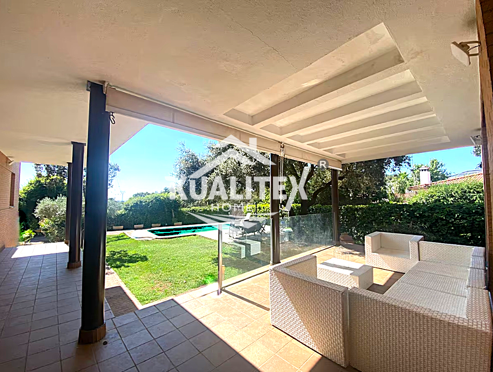 House or chalet for sale in Ceres Golf