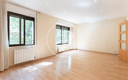 Living room of Flat for sale in  Barcelona Capital  with Air Conditioner and Terrace