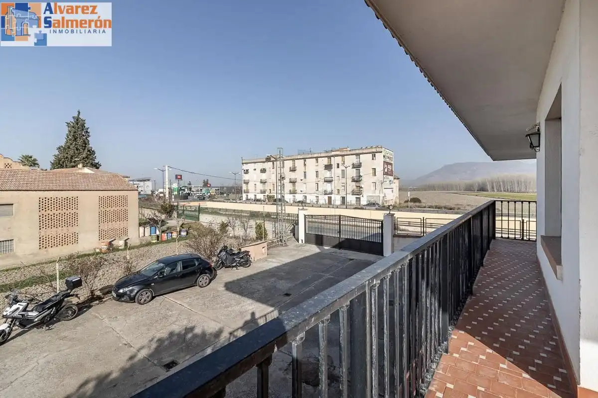 Casa rústica amb piscina en venda a Santa Fe, imagen 43