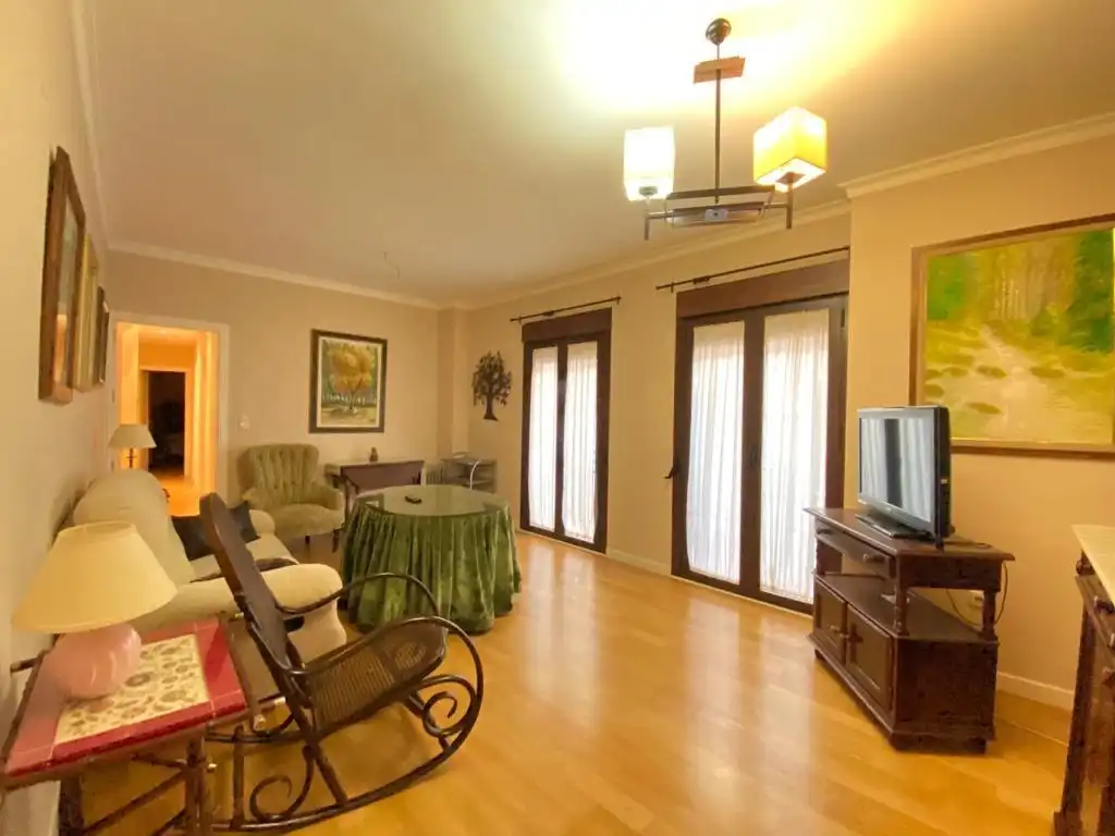 Sala d'estar de Pis en venda en Antequera amb Aire condicionat, Calefacció i Moblat