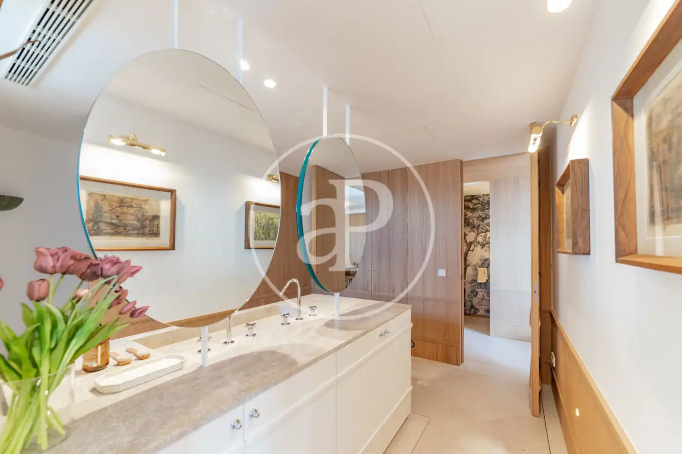 Badezimmer von Wohnung zum Verkauf in Madrid mit Klimaanlage, Heizung und Terrasse
