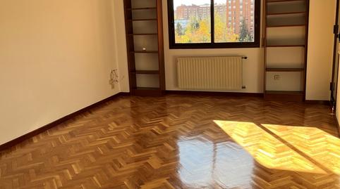 Foto 2 de Pis de lloguer a Primera Fase - Nuevo Tres Cantos, Madrid