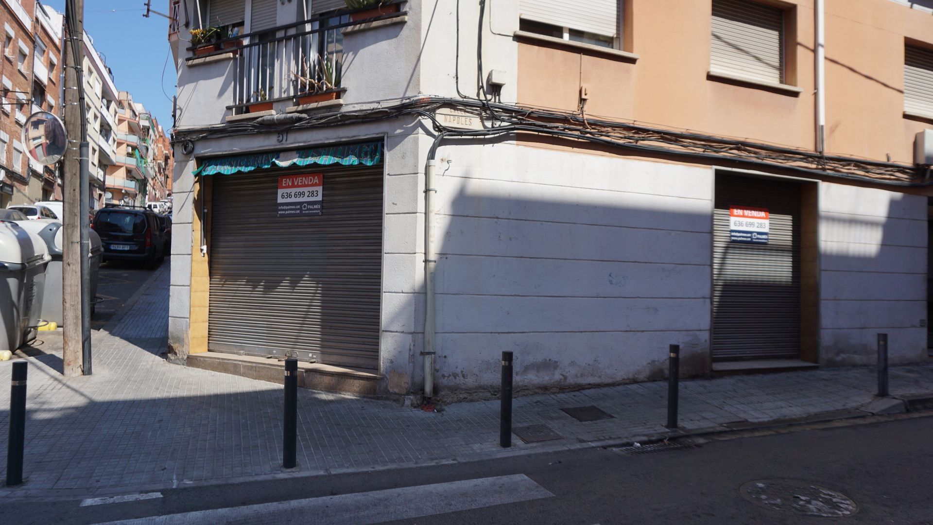 Vista exterior de Local en venda en Santa Coloma de Gramenet