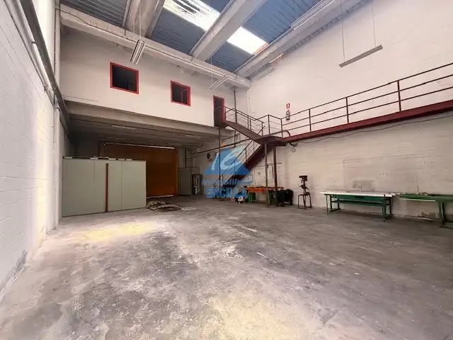 Nave industrial en venta en Galdakao