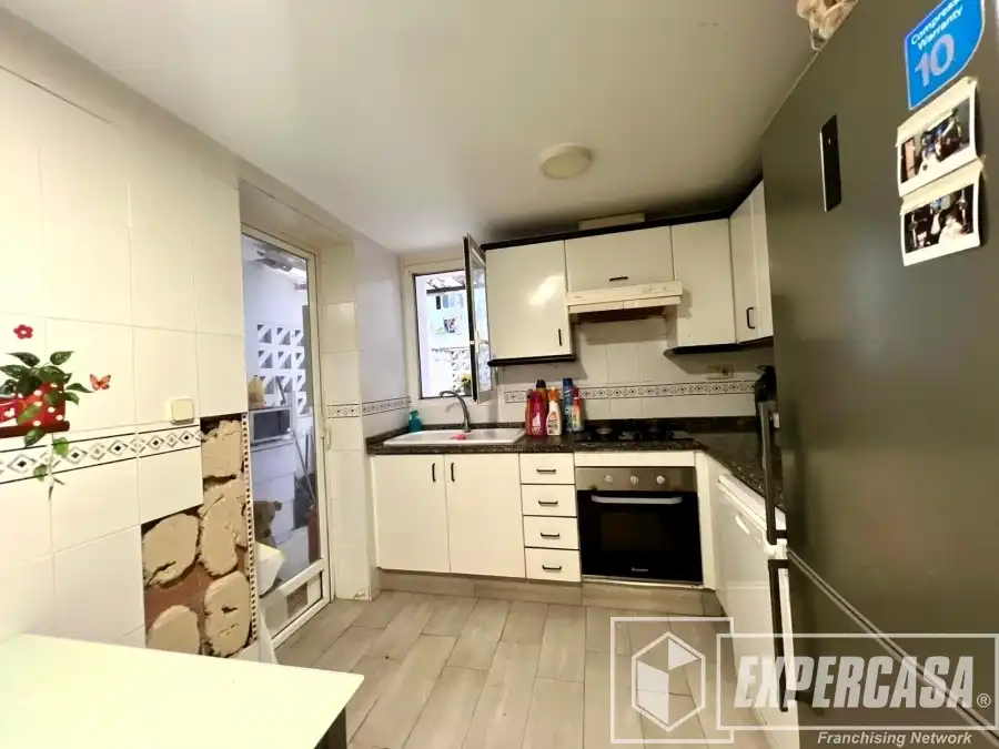Kitchen of Flat for sale in Alaquàs, Valencia