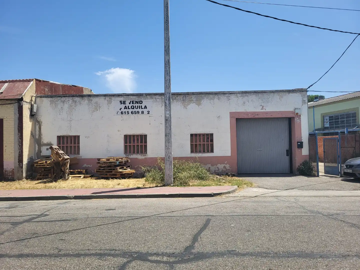 Vista exterior de Local de lloguer en Pinto