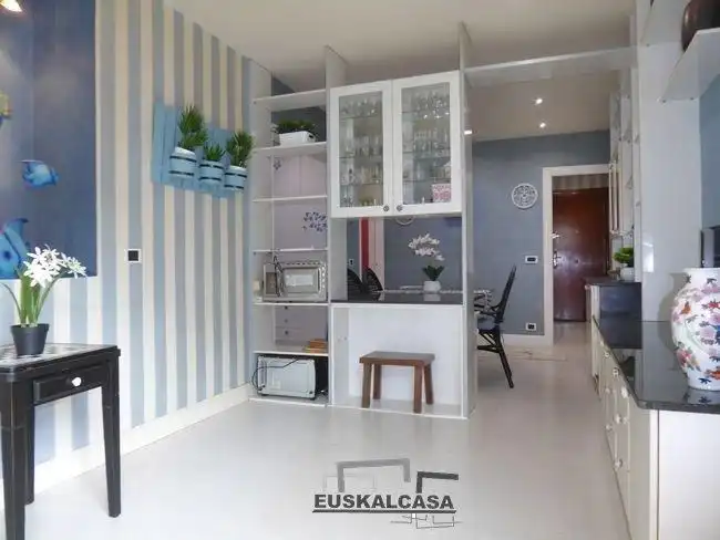 Piso con ascensor en venta en Indautxu