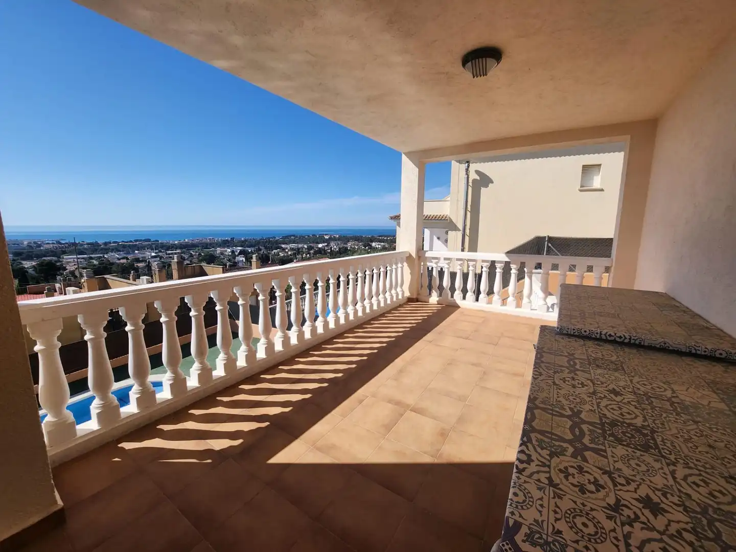 Chalet con terraza en venta en Els Masos - Els Garrofers, imagen 3